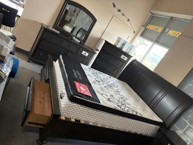 6pc DARK GREY Solid Wood Queen bedroom set for only $1599. - Photo 2