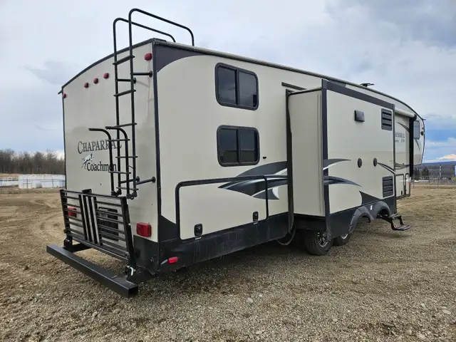 2017 Coachman 29 BHS 29 Ft T/A Fifth Wheel Chaparral Lite - Photo 3