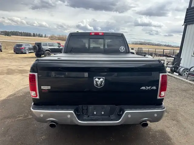 2016 Ram 1500 Laramie- WARRANTY INC, REMOTE START, LEATHER, ROOF - Photo 4