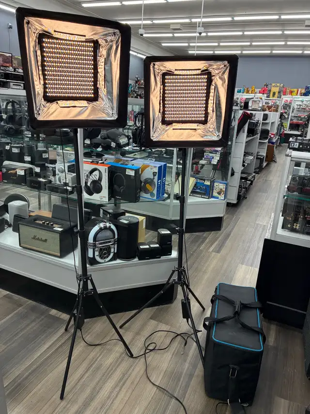 Switti S45 RGB Video Light