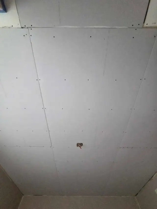 Drywall finisher/Painter available