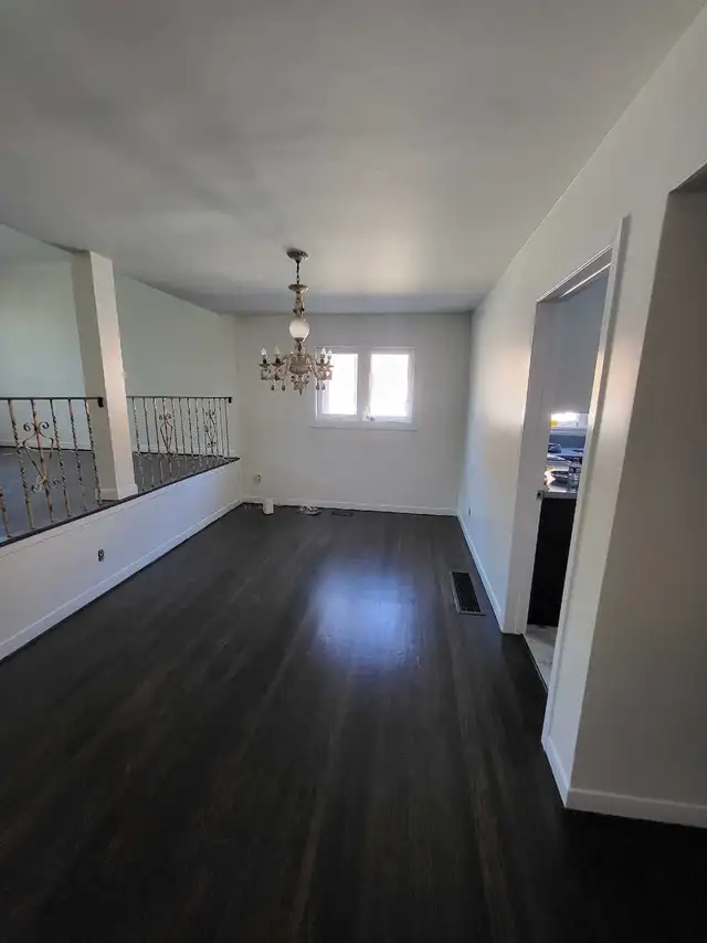 Drywall finisher/Painter available - Photo 8