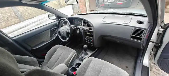 Low Mileage Hyundai - Photo 7