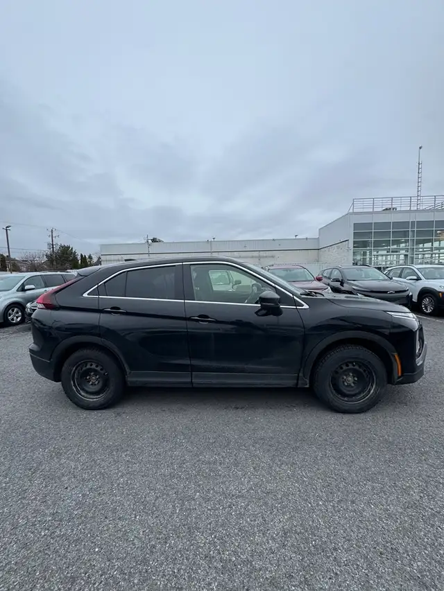 2023 Mitsubishi Eclipse Cross ES - Photo 6