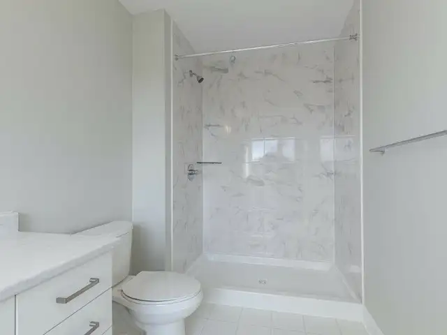 Best Area! Rent 3 Bedrooms, 2.5 Bath Luxury house in West end - Photo 7