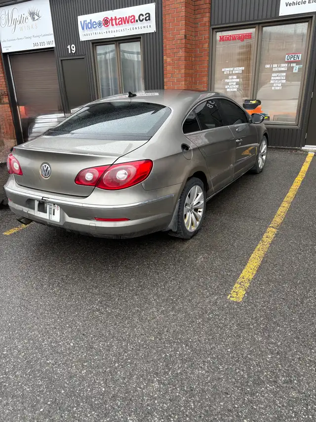 2010 Volkswagen Passat CC 1500$ - Photo 8