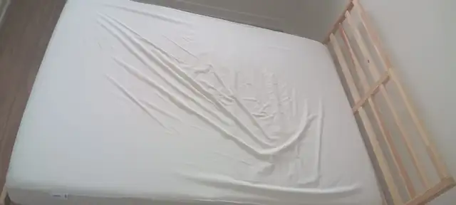 Queen size Bed for sale - Includes clean mattress and bed frame - Photo 5