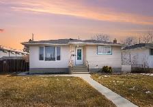 Thoughtfully Updated 3bdrm 2bth Bungalow situated on corner lot!
