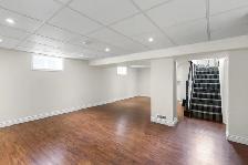 Thoughtfully Updated 3bdrm 2bth Bungalow situated on corner lot! - Photo 8