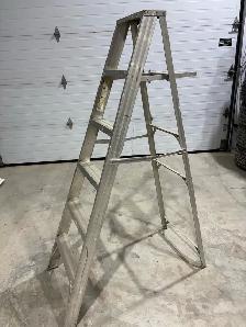 aluminum ladder