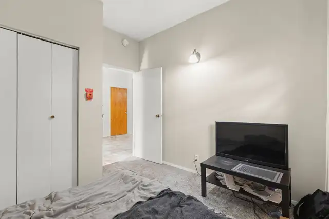 High Cash-Flowing 6-Plex in the Heart of St. Boniface! - Photo 7