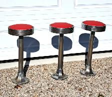 VINTAGE 1930s 3 RED SODA FOUNTAIN STOOLS SET