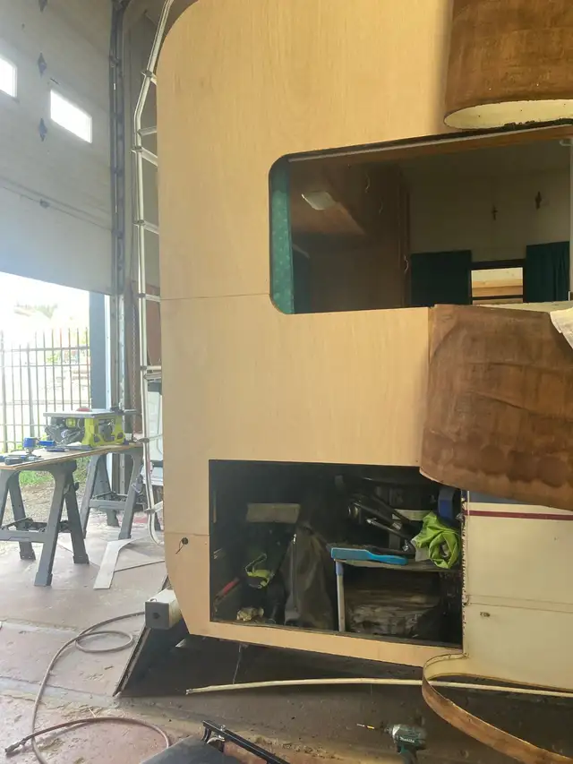 ATTENTION RV OWNERS-EXPERT REPAIRS ! - Photo 5