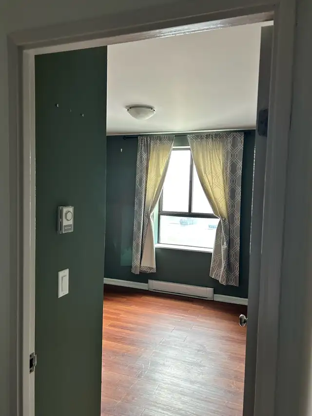 Private Room for Rent – Kingston – $700 All Inclusive. - Photo 7