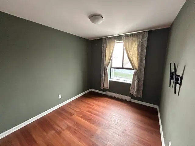 Private Room for Rent – Kingston – $700 All Inclusive. - Photo 8