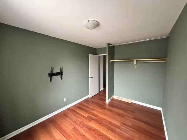 Private Room for Rent – Kingston – $700 All Inclusive. - Photo 9