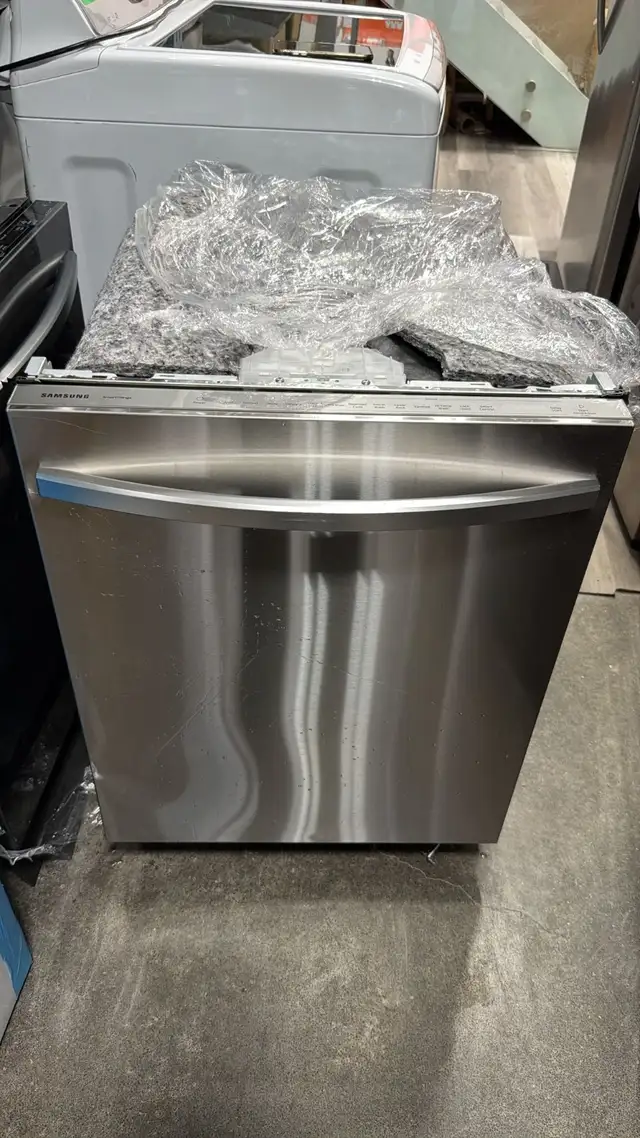 Dishwasher - 24 Samsung DW80CG5451SR - Built in Top Control - SS