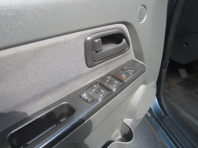 FOR SALE 2006 GMC CANYON SLE CREW CAB - Photo 3