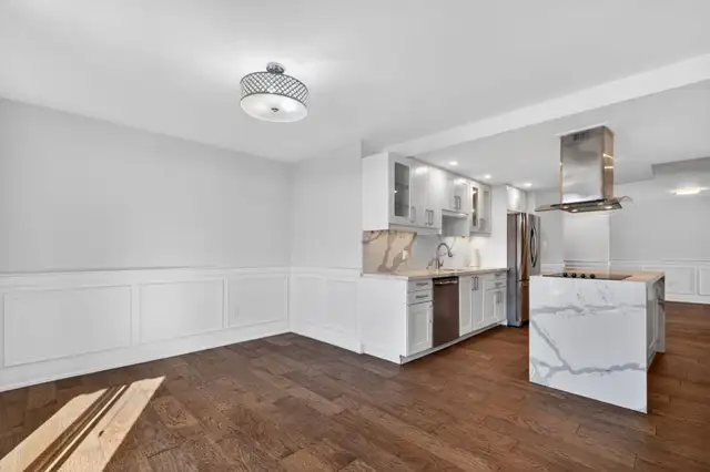 Luxury Condo for Sale in North York - Photo 2