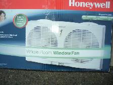 Honeywell Dual Window Fan in box & has SLIDES CALLS only Please!