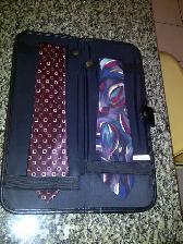 1 ÉTUI NEUF À CRAVATES 12'x16' $5.00 2 CRAVATES $5.00  CHACUNE