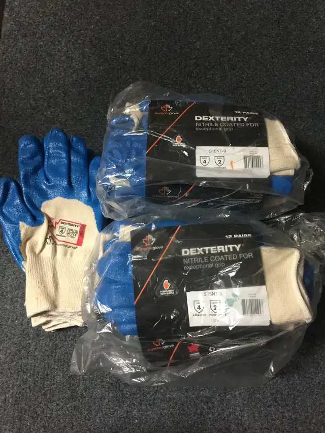 Gloves (Every Day) - Photo 4