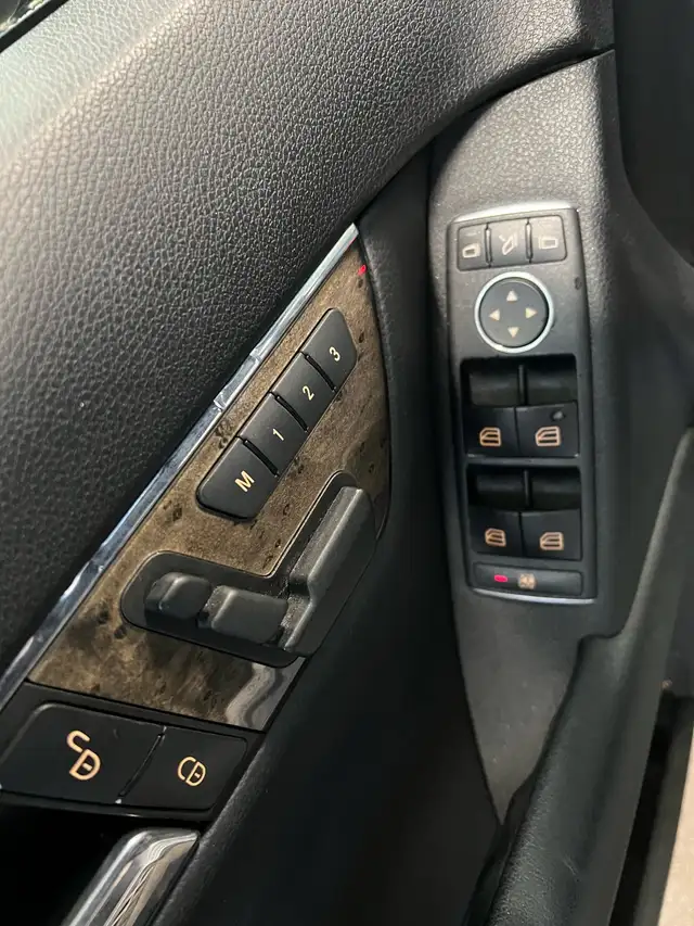 2008 Mercedes Benz C350 - Photo 9