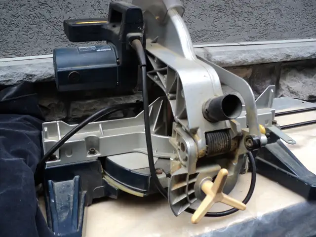 Master Craft Mitre Saw Runs, but needs ON/OFF Switch Calls only