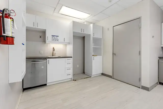 2255 Carling Ave | Full Floor Office for Lease in Ottawa West - Photo 30