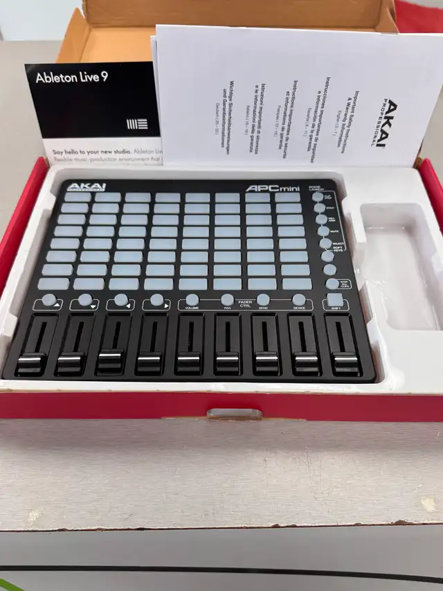 Akai APC Mini - Photo 2