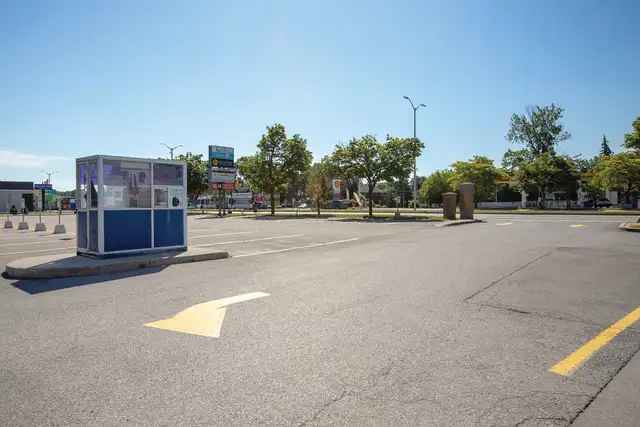 Office Space for Lease – 2255 Carling Ave | from 884–8,520 SF - Photo 4