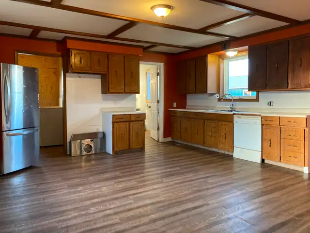 BLENHIEM  RENT  TO  OWN  HOME - Photo 2