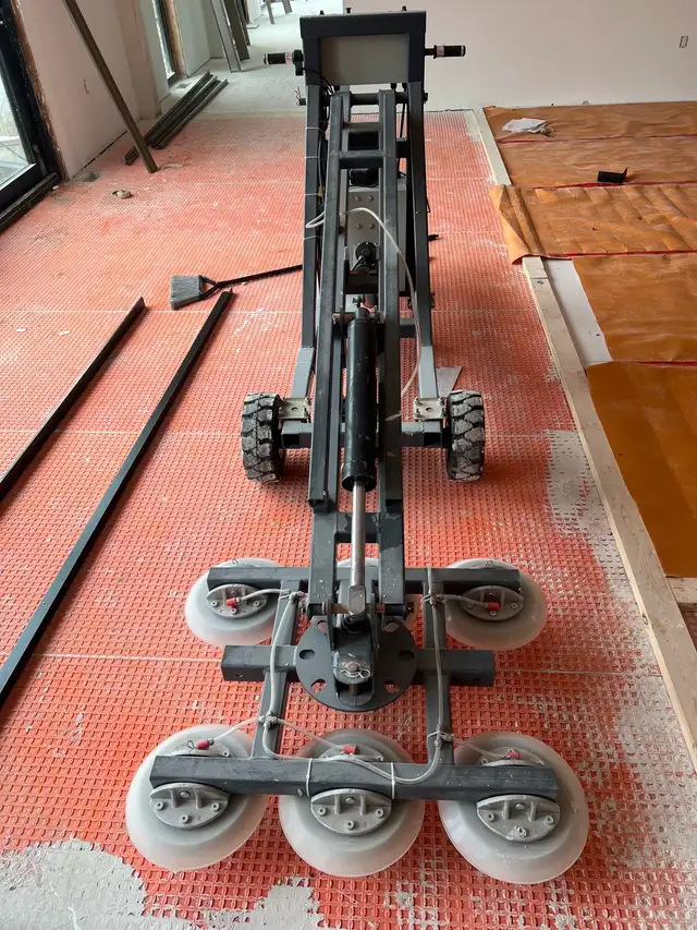 Stone & Glass Installation Vacuum Lifter – $8,500 - Photo 3