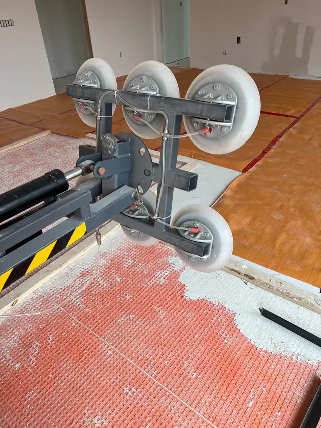 Stone & Glass Installation Vacuum Lifter – $8,500 - Photo 9
