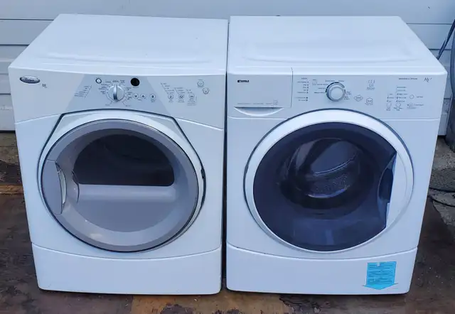 Whirlpool duet front loading pair - Clean and working - Photo 4