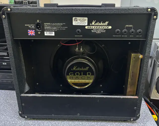 Marshall VS65R Valvestate Guitar Amp - Photo 4