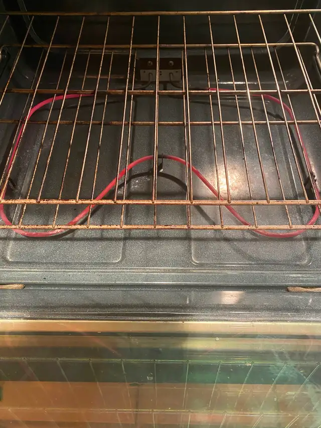 Whirlpool Electric Stove - Photo 5