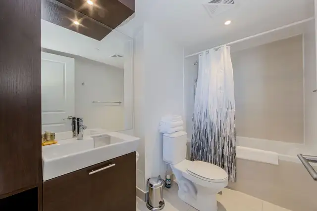 2 Bedroom Furnished Condo | Walk to SickKids & Toronto General - Photo 6