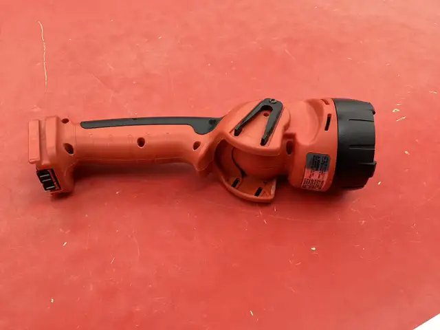 lampe de poche Milwaukee outil seulement - Photo 3