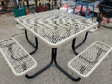 COMMERCIAL OUTDOOR RUBBER COATED EIGHT SEAT/TABLE