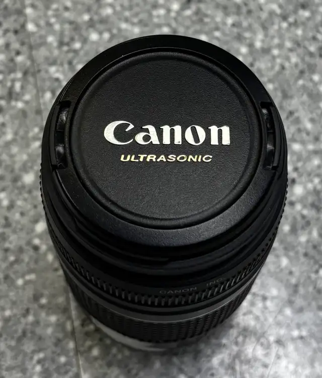 Canon 75-300MM EF III f4-5.6 Lens