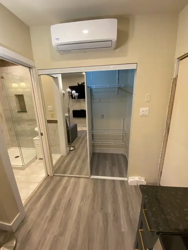 995$/mois-À Louer - Mini-Studio Moderne Completement Meublé. - Photo 8