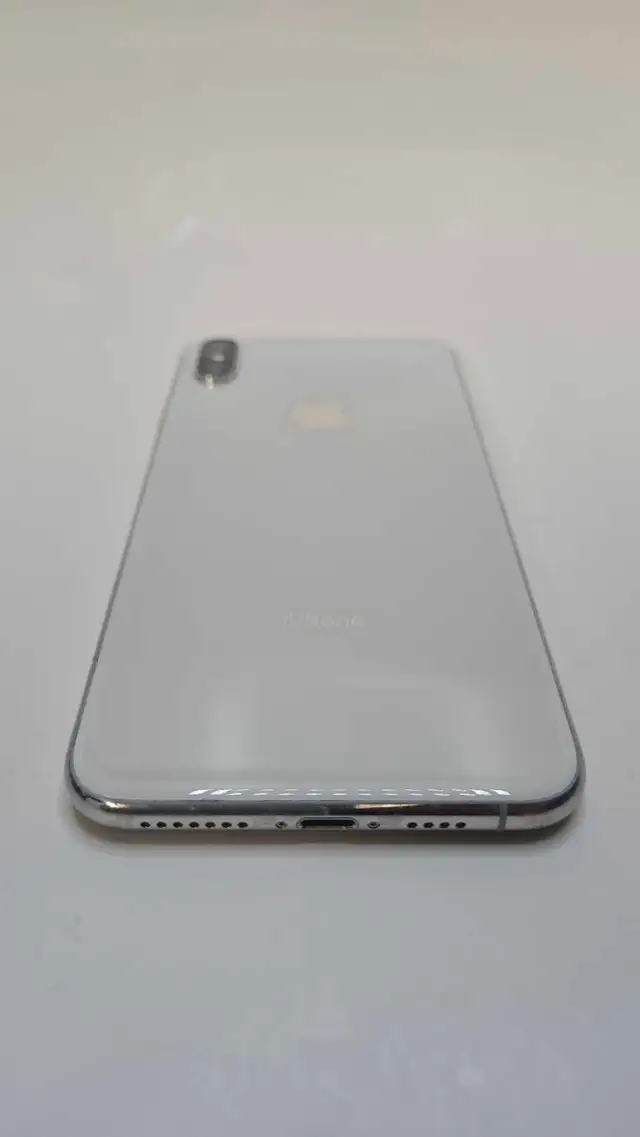 iPhone XS Max – 64GB – Great Condition – Unlocked - Photo 2