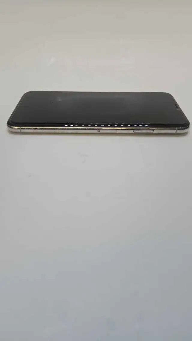 iPhone XS Max – 64GB – Great Condition – Unlocked - Photo 5