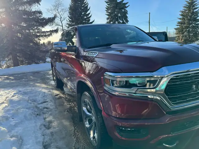 Low KM’s - Photo 3