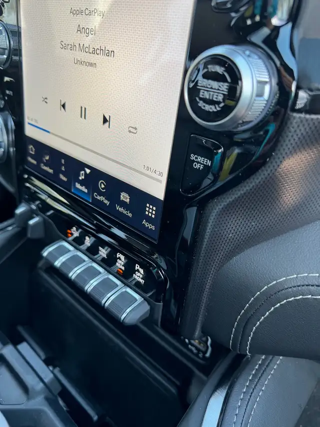 Low KM’s - Photo 8