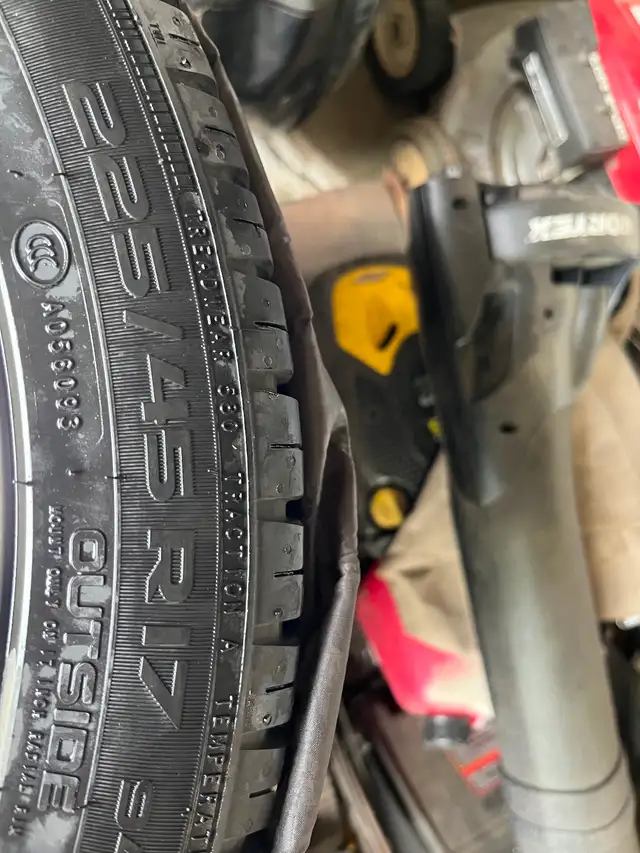 Wheels & Tires - Photo 3