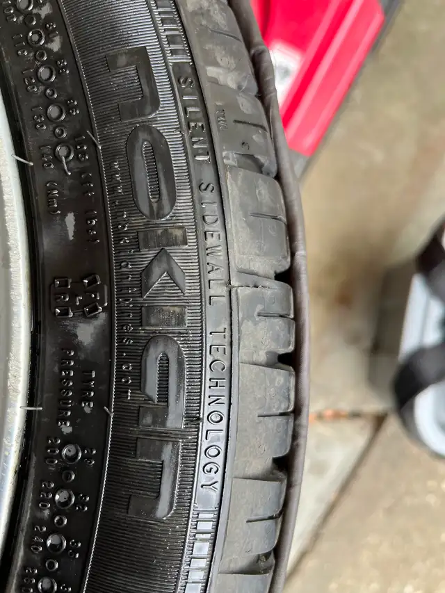 Wheels & Tires - Photo 4