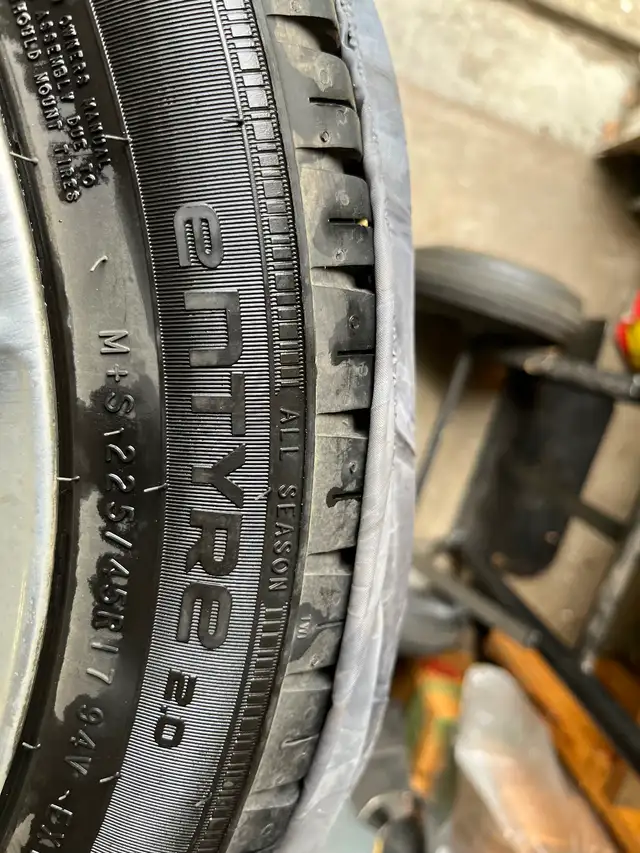 Wheels & Tires - Photo 5