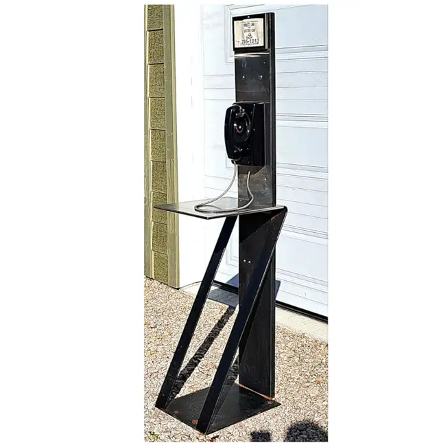 VINTAGE INDUSTRIAL TAXI PHONE STAND - FILM PROP - Photo 3